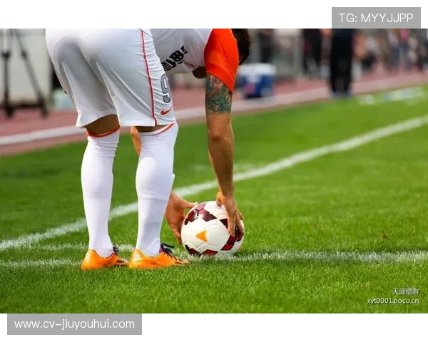 横面足球艺术表现：探索动感与速度之美的视觉语言